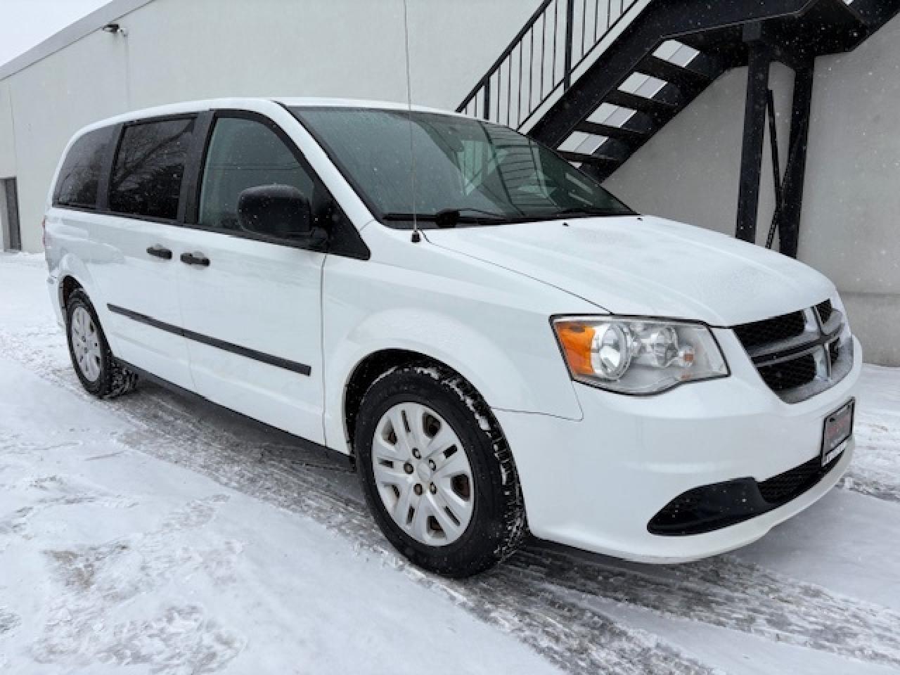 2016 Dodge Grand Caravan 7 PASSENGER-CERTIFIED Photo