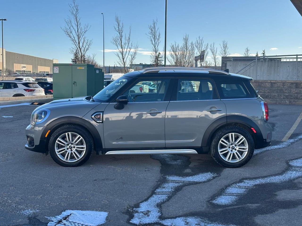 2018 MINI Cooper Countryman COOPER S COUNTRYMAN | AWD | LEATHER | NEW YEARS SPECIAL! Photo