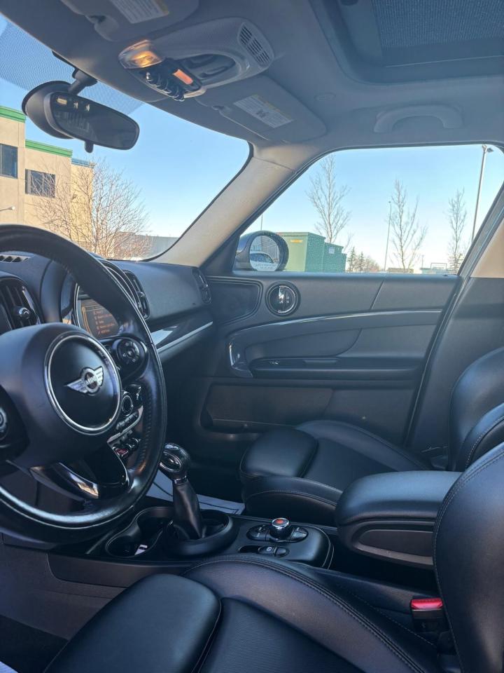 2018 MINI Cooper Countryman COOPER S COUNTRYMAN | AWD | LEATHER | NEW YEARS SPECIAL! Photo