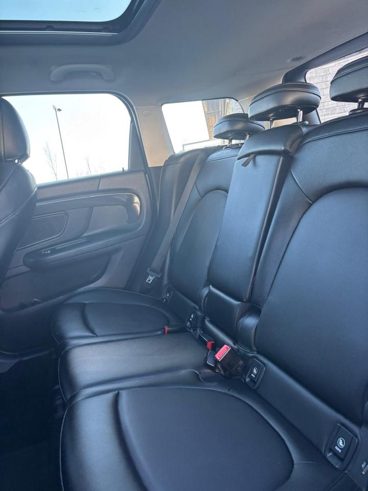 2018 MINI Cooper Countryman COOPER S COUNTRYMAN | AWD | LEATHER | NEW YEARS SPECIAL! Photo