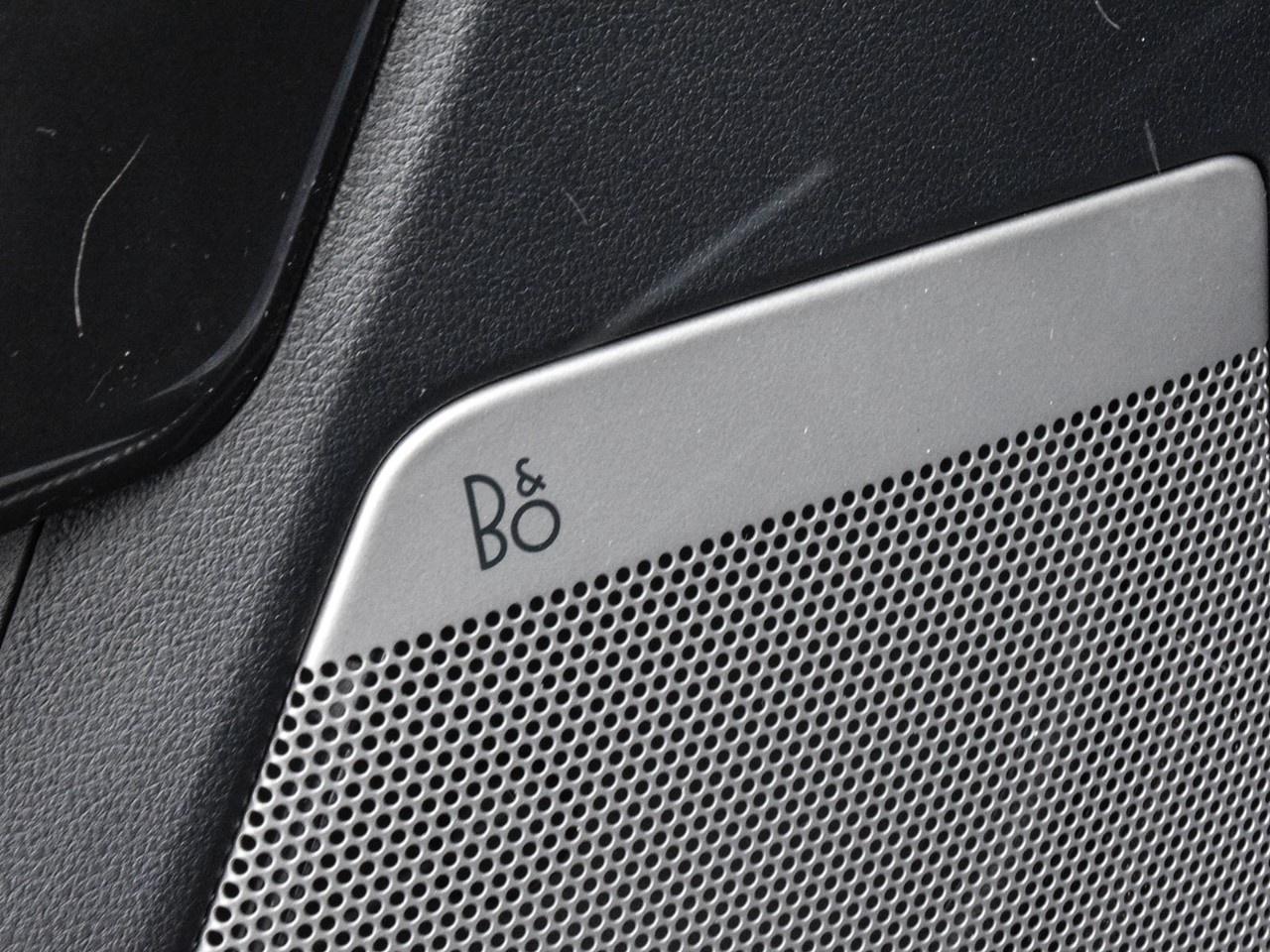 2023 Ford F-150 Lariat 4WD SuperCrew 5.5' Box Photo