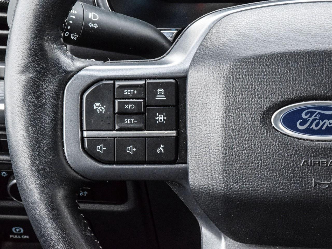 2023 Ford F-150 Lariat 4WD SuperCrew 5.5' Box Photo