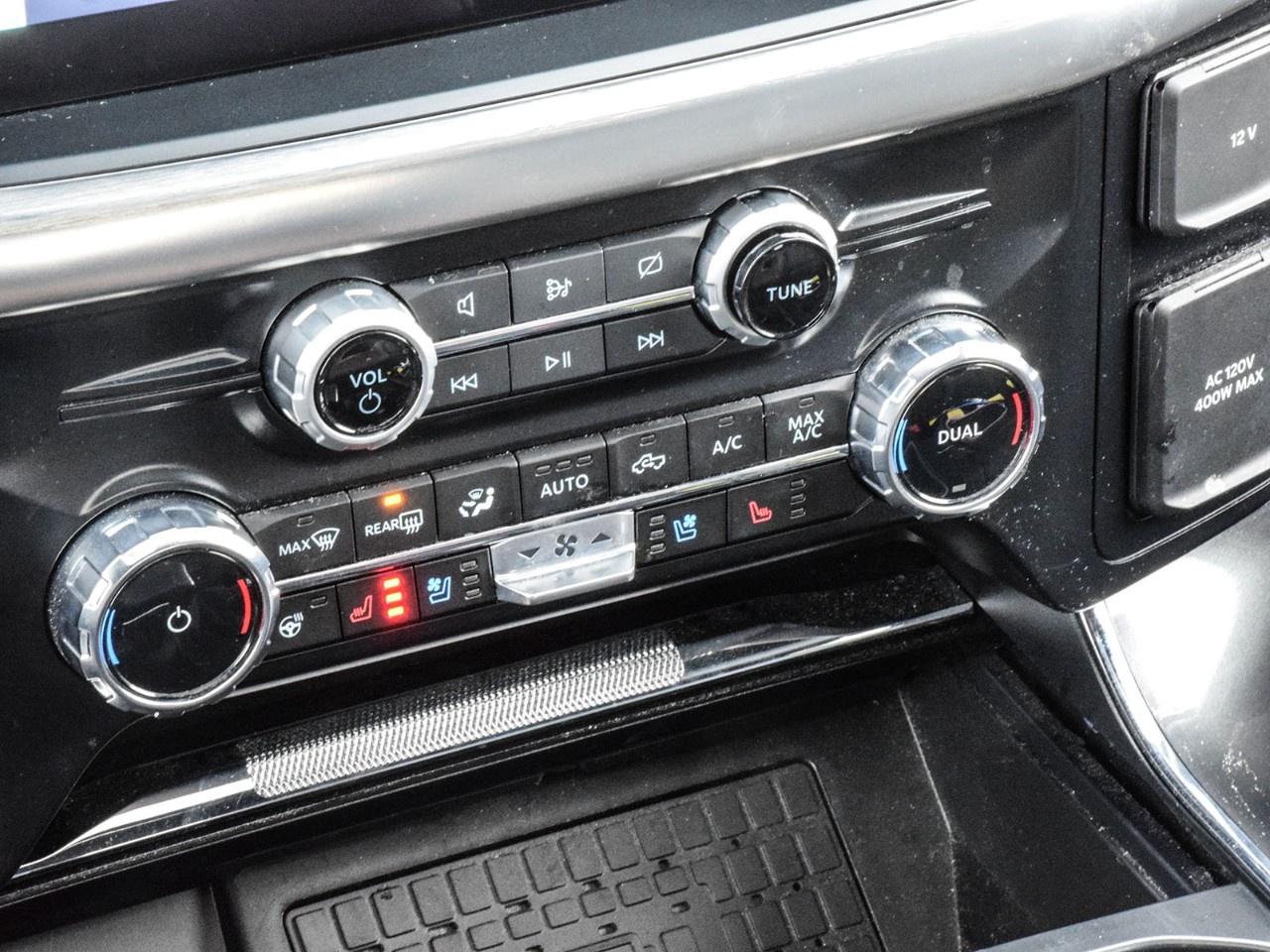 2023 Ford F-150 Lariat 4WD SuperCrew 5.5' Box Photo