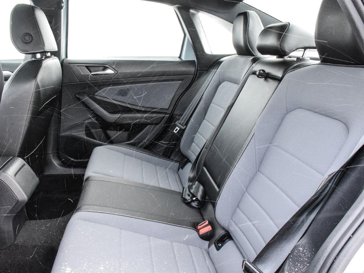 2025 Volkswagen Jetta Comfortline AUTO Photo