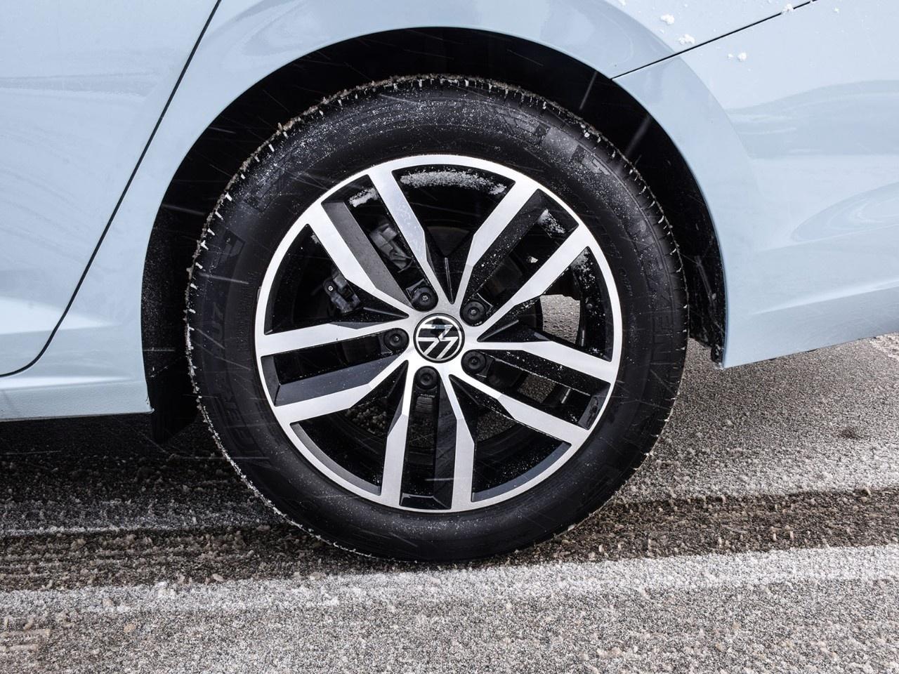 2025 Volkswagen Jetta Comfortline AUTO Photo