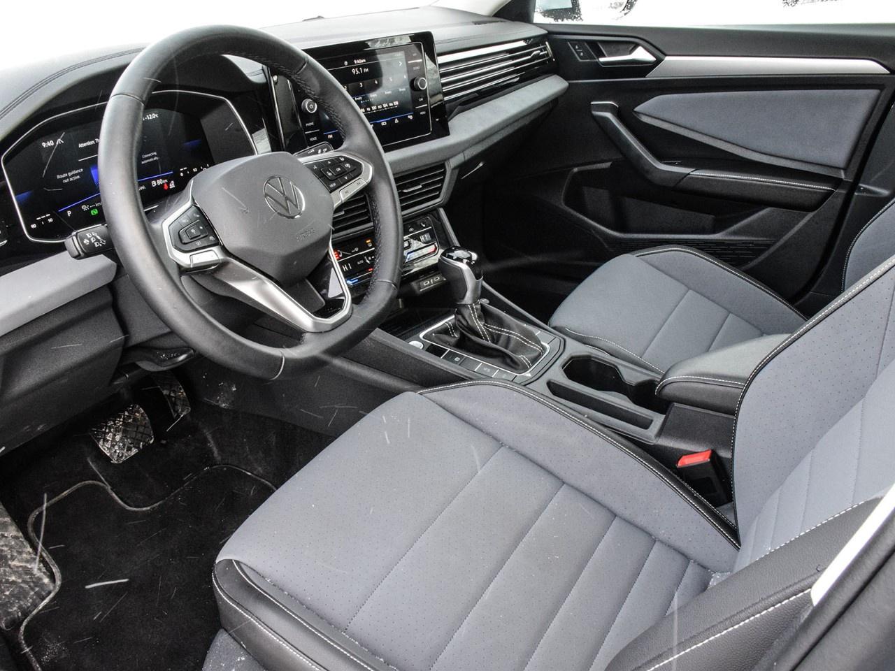 2025 Volkswagen Jetta Comfortline AUTO Photo