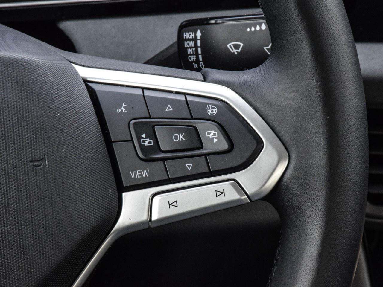 2025 Volkswagen Jetta Comfortline AUTO Photo