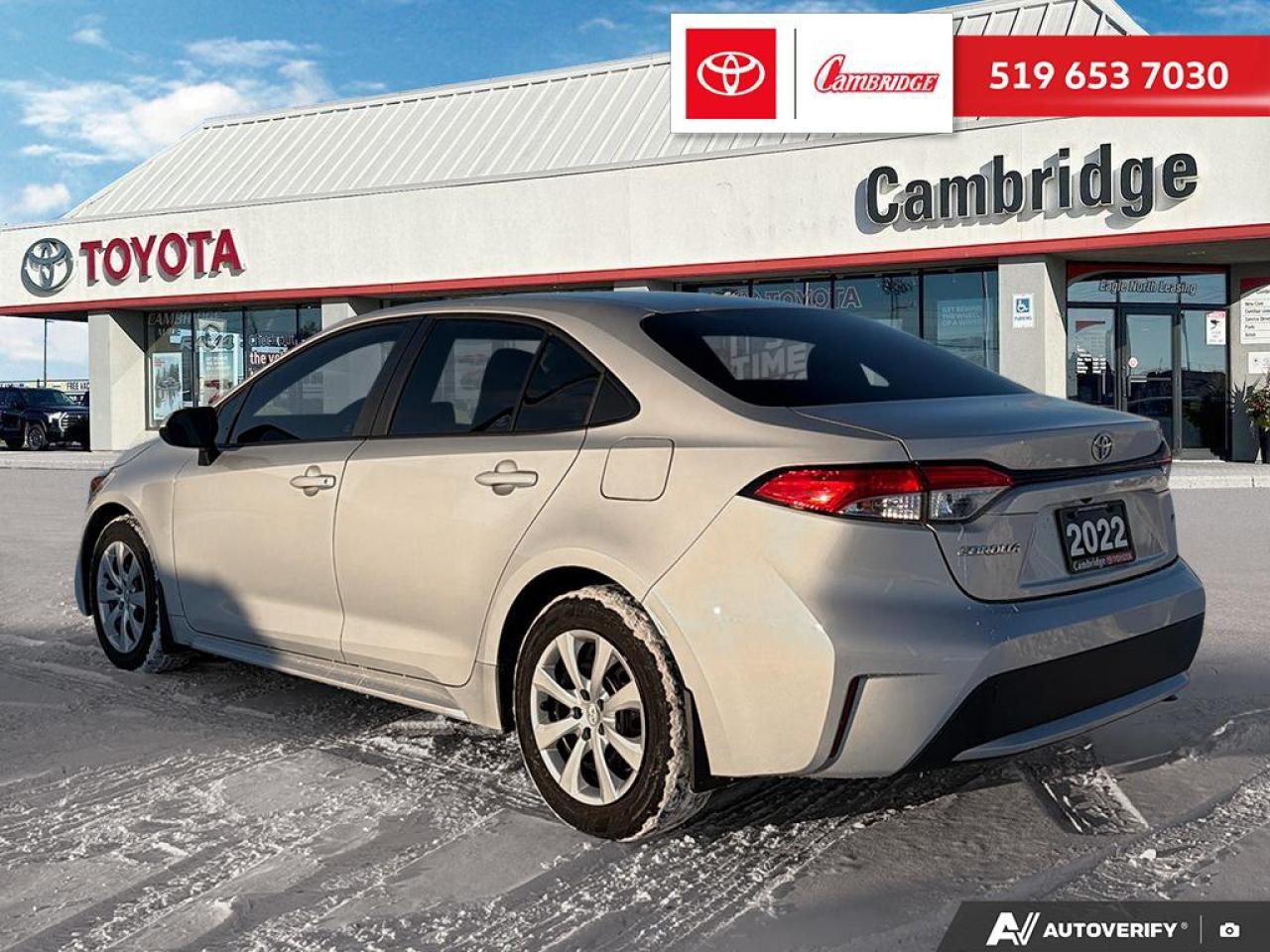 2022 Toyota Corolla LE Photo