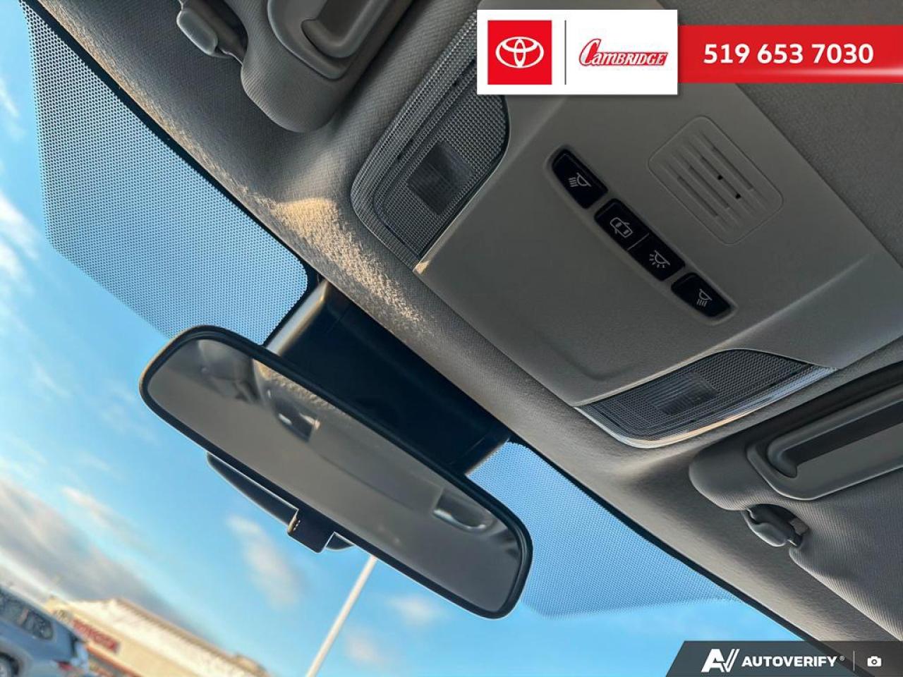 2022 Toyota Corolla LE Photo