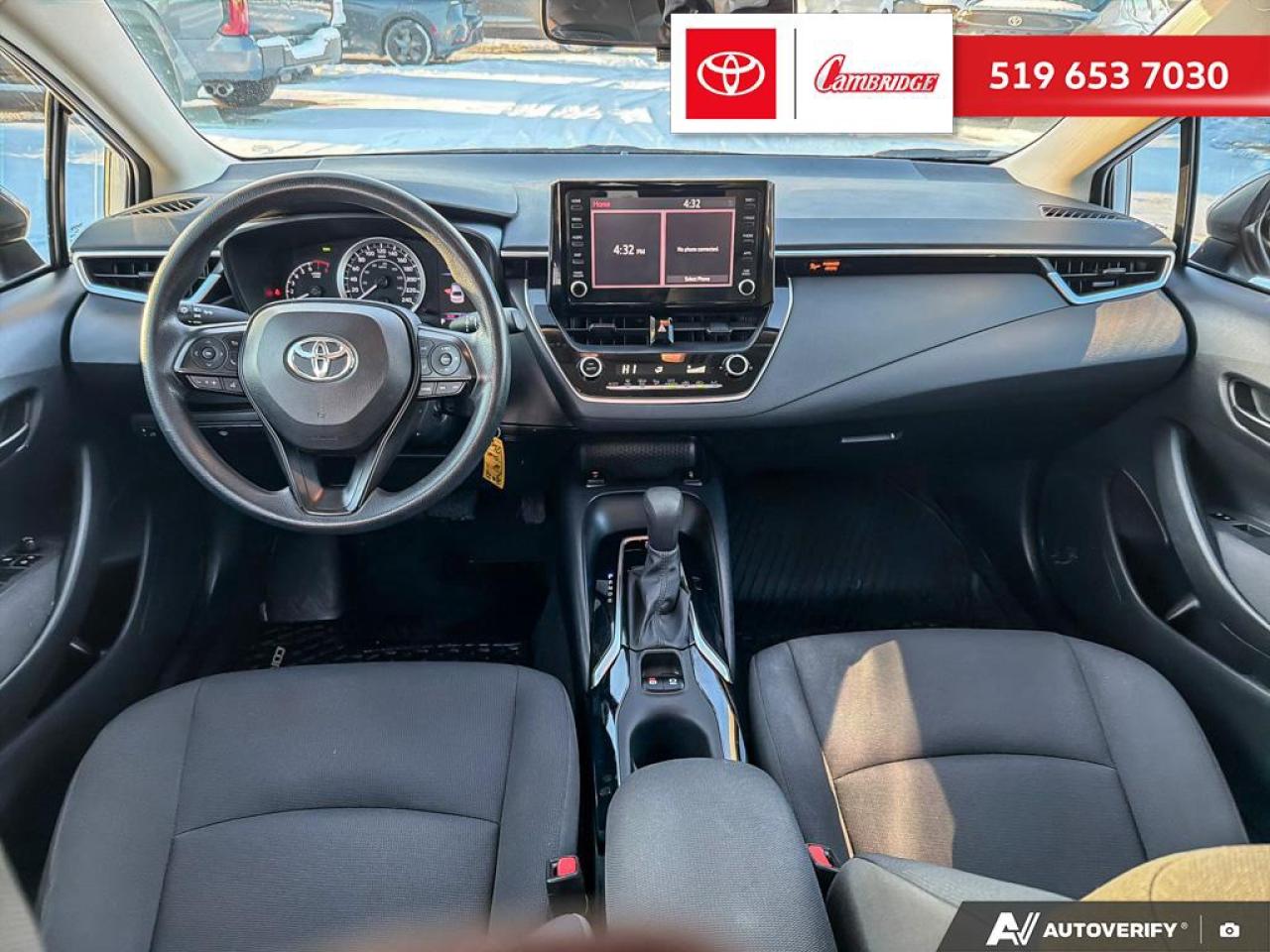 2022 Toyota Corolla LE Photo