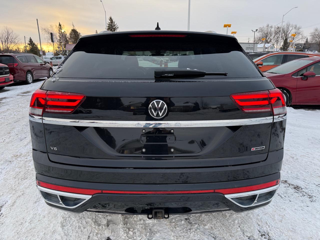 2022 Volkswagen Atlas Cross Sport 3.6 FSI Execline NAV! Pano Roof! Leather! Photo