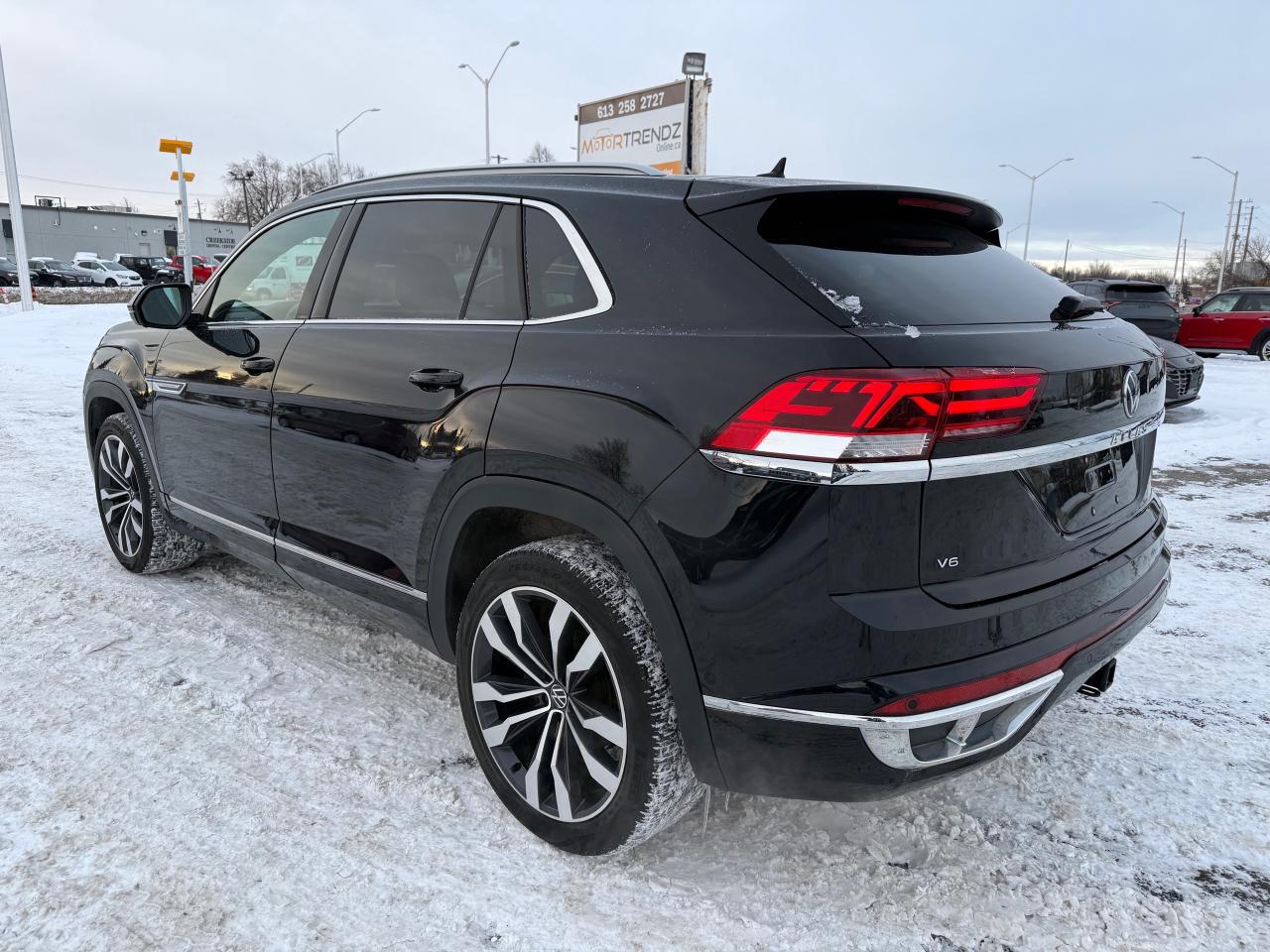 2022 Volkswagen Atlas Cross Sport 3.6 FSI Execline NAV! Pano Roof! Leather! Photo