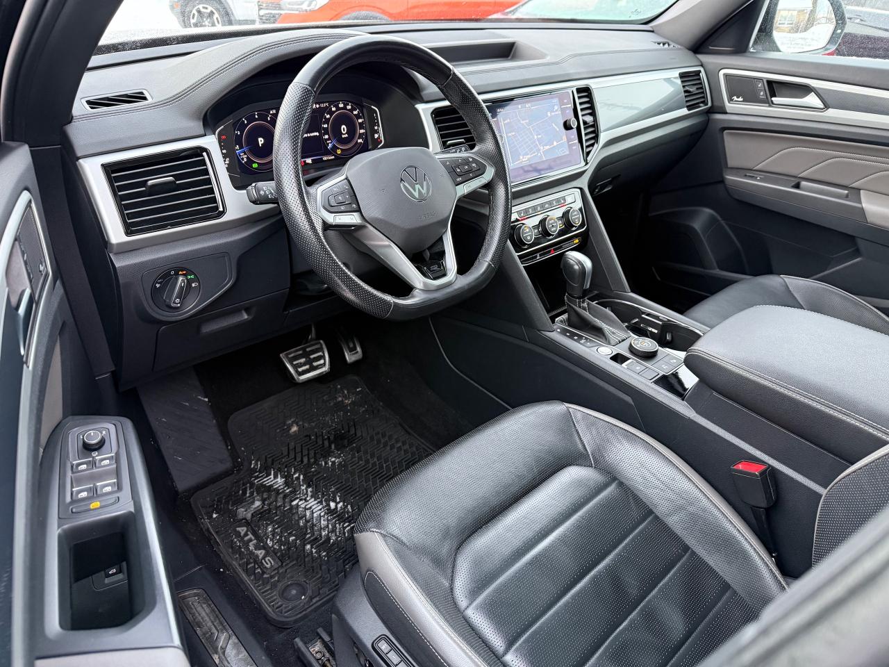 2022 Volkswagen Atlas Cross Sport 3.6 FSI Execline NAV! Pano Roof! Leather! Photo