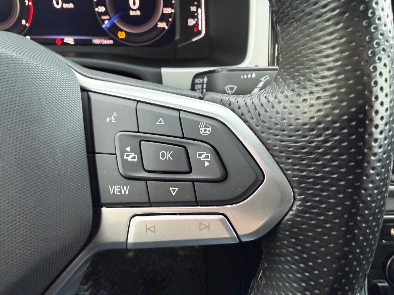 2022 Volkswagen Atlas Cross Sport 3.6 FSI Execline NAV! Pano Roof! Leather! Photo