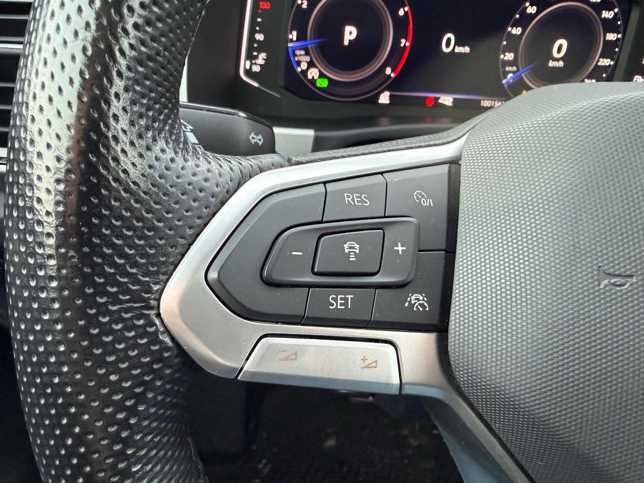 2022 Volkswagen Atlas Cross Sport 3.6 FSI Execline NAV! Pano Roof! Leather! Photo