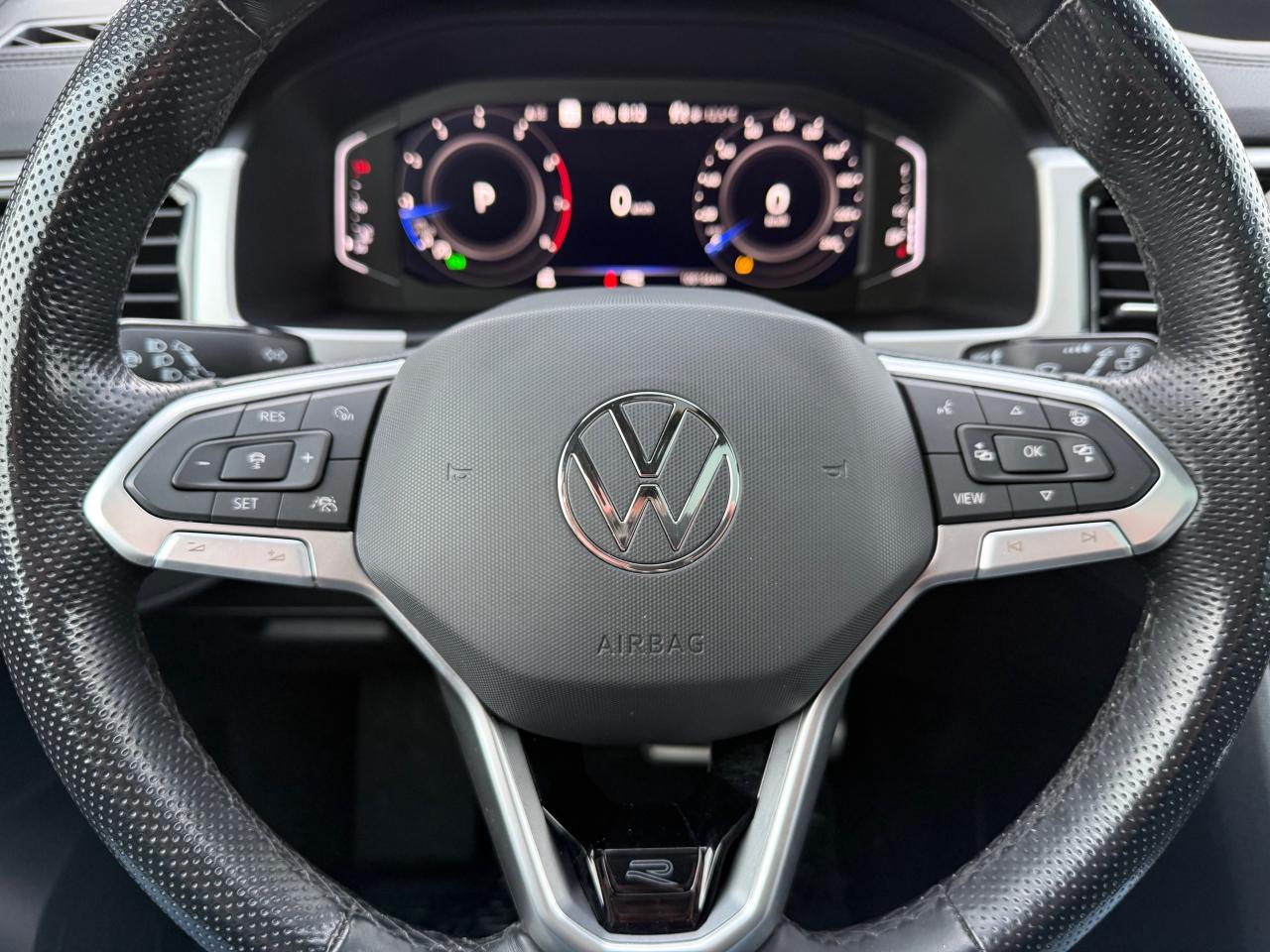 2022 Volkswagen Atlas Cross Sport 3.6 FSI Execline NAV! Pano Roof! Leather! Photo