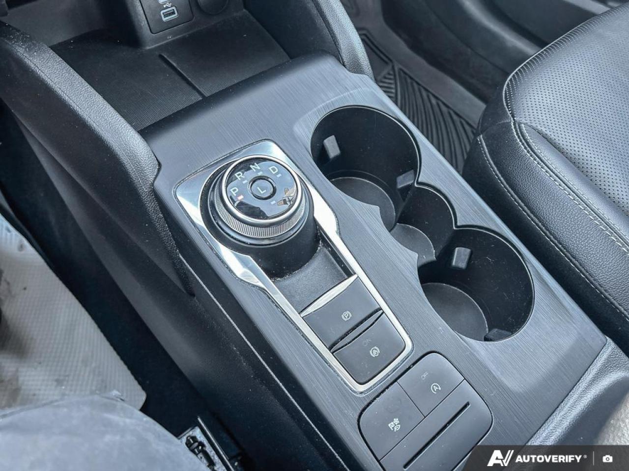 2022 Ford Escape SEL Photo