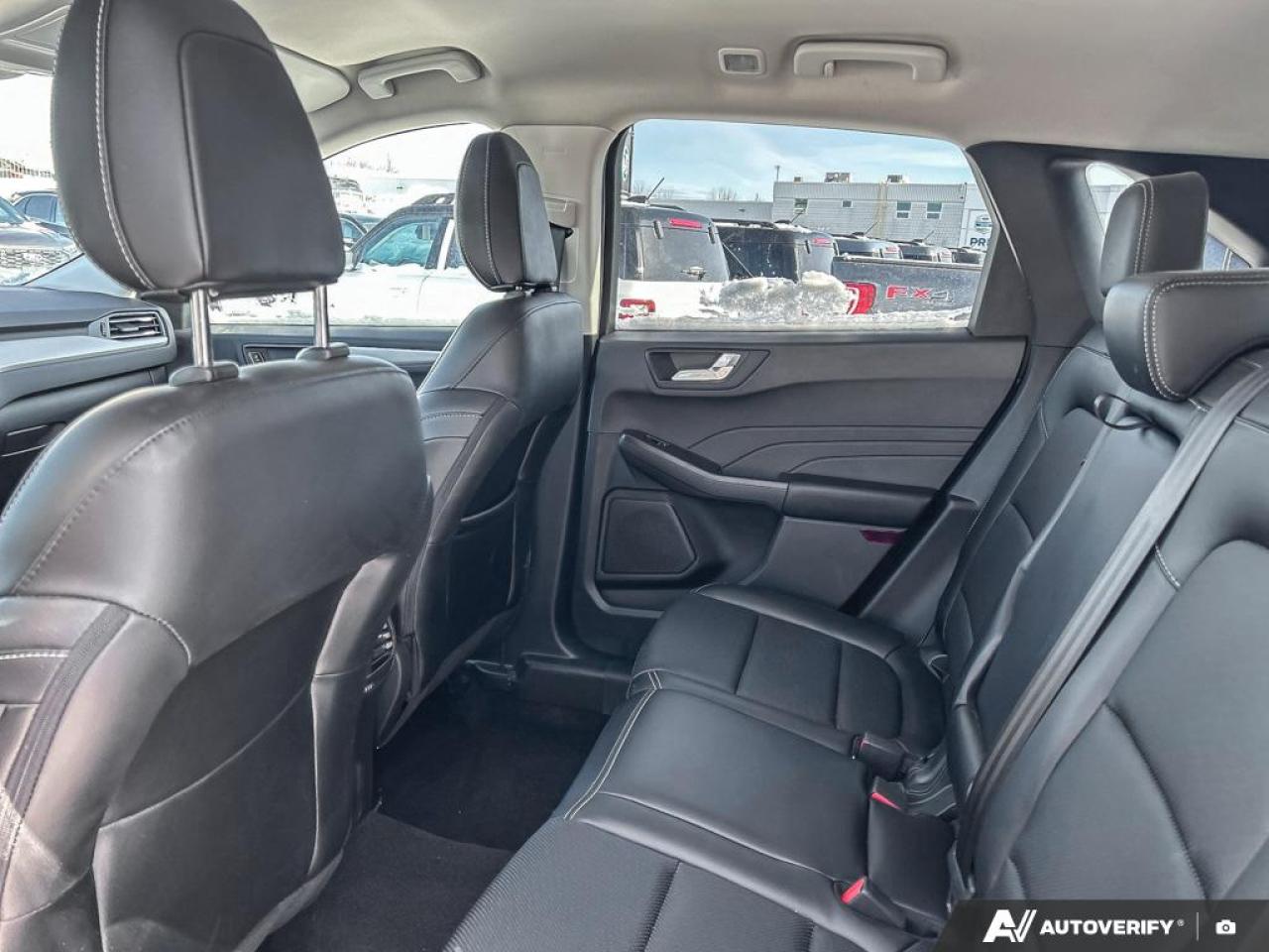 2022 Ford Escape SEL Photo