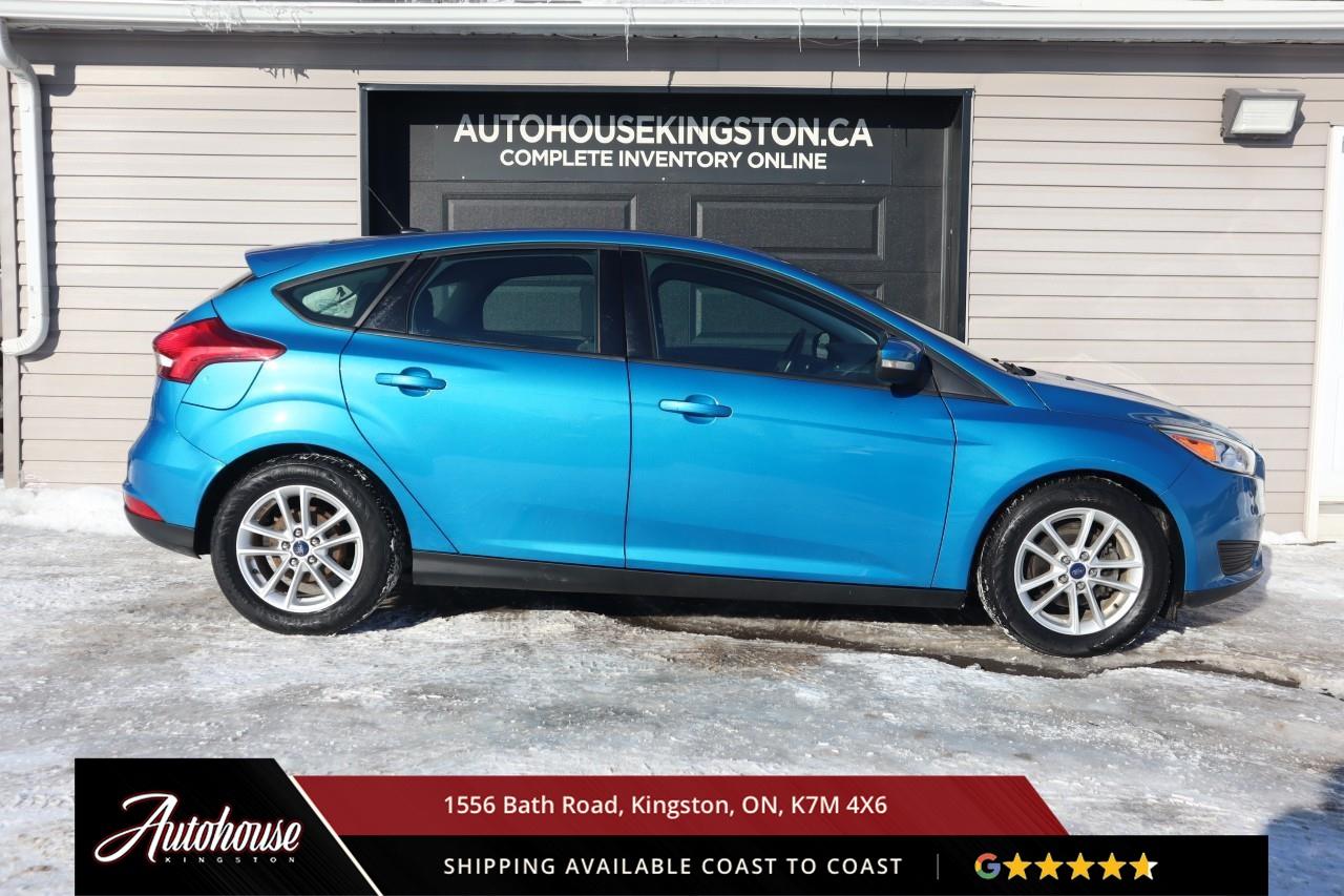 2015 Ford Focus SE ONLY 39,760 KM! Photo