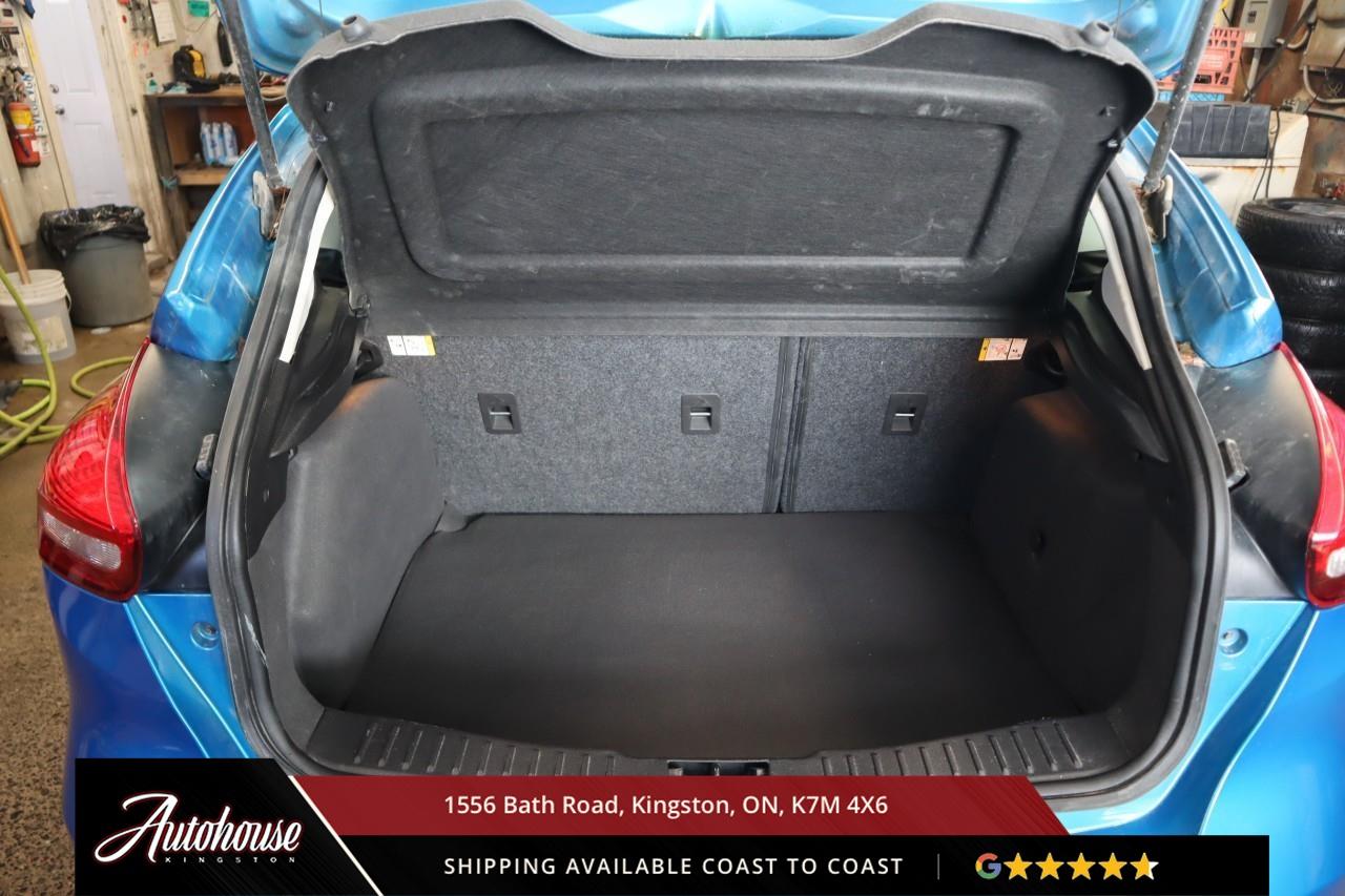 2015 Ford Focus SE ONLY 39,760 KM! Photo