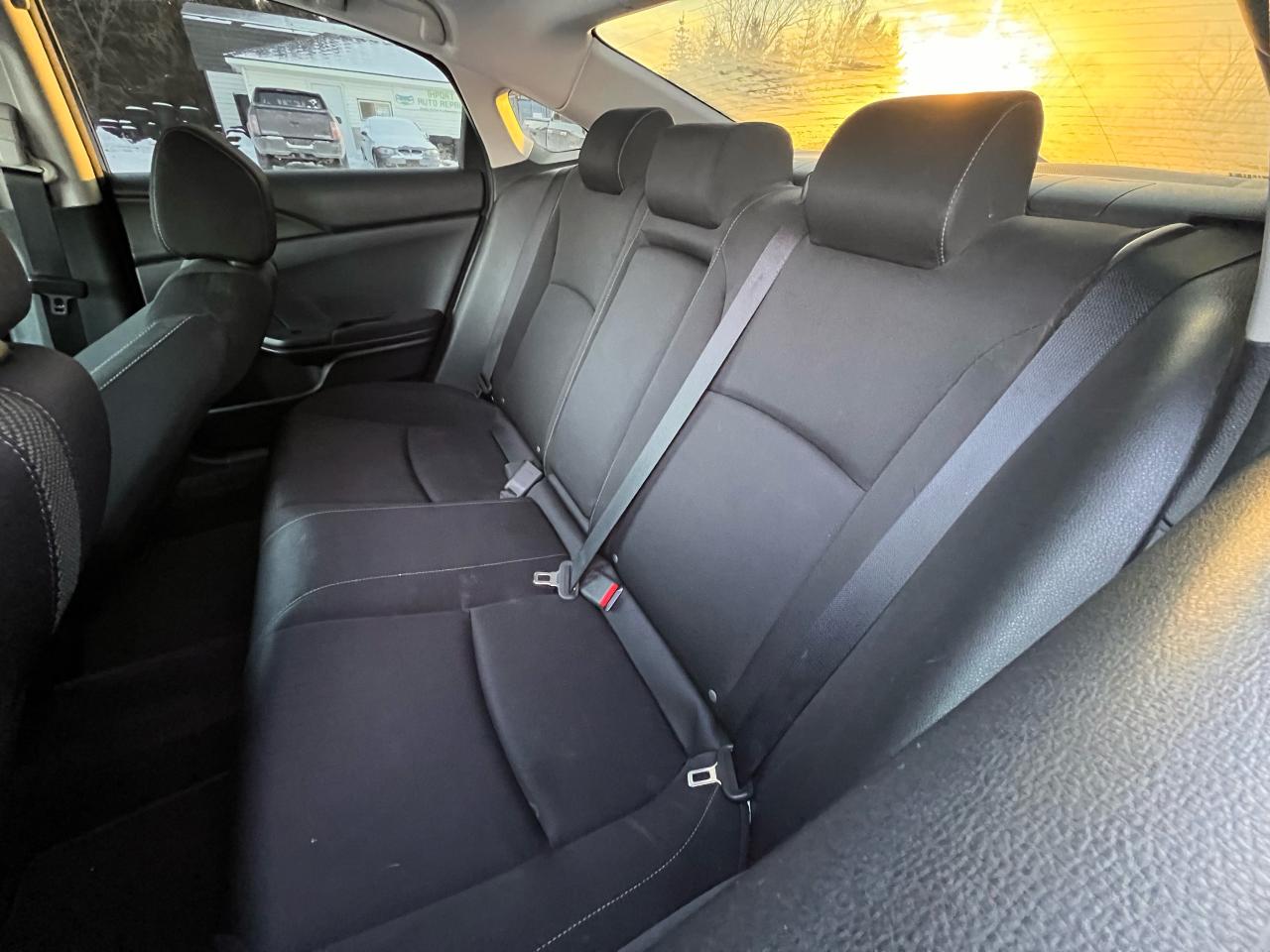 2018 Honda Civic EX Photo