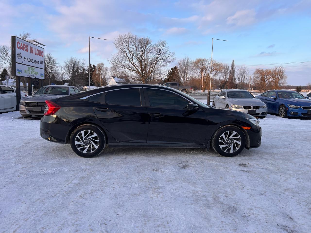 2018 Honda Civic EX Photo