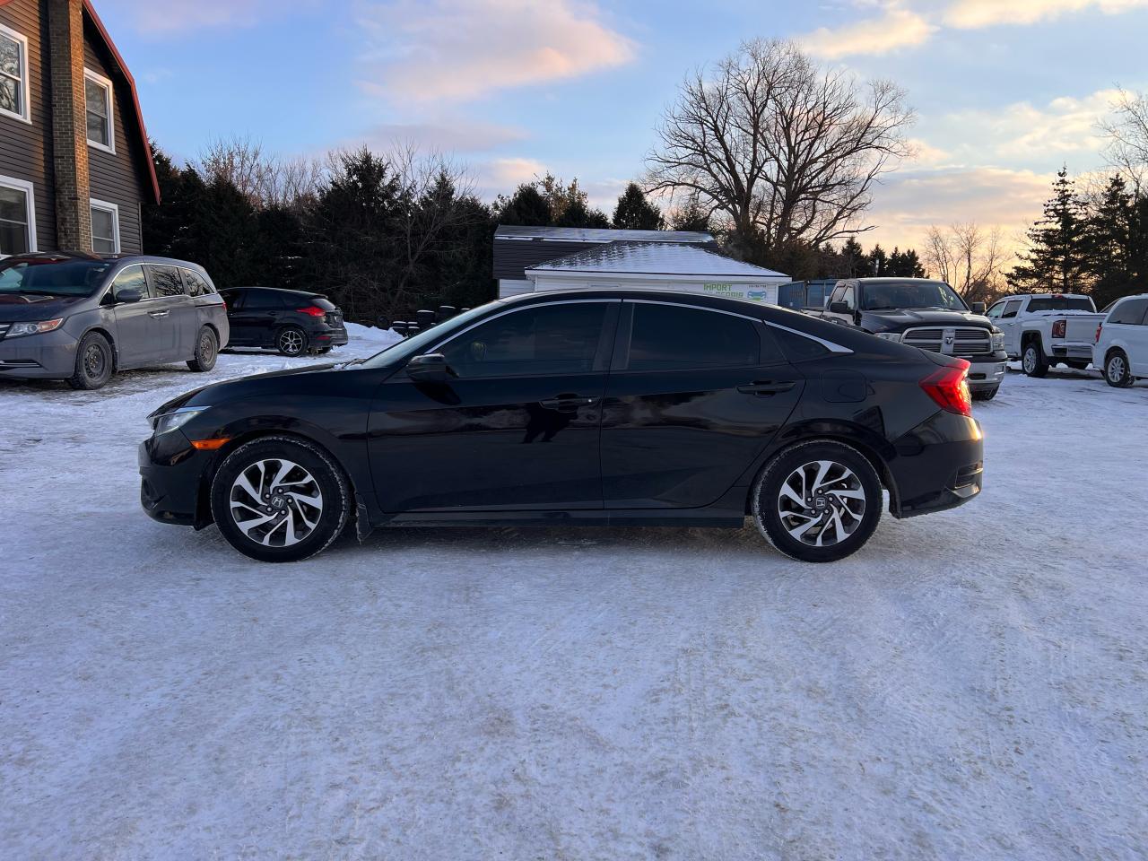 2018 Honda Civic EX Photo