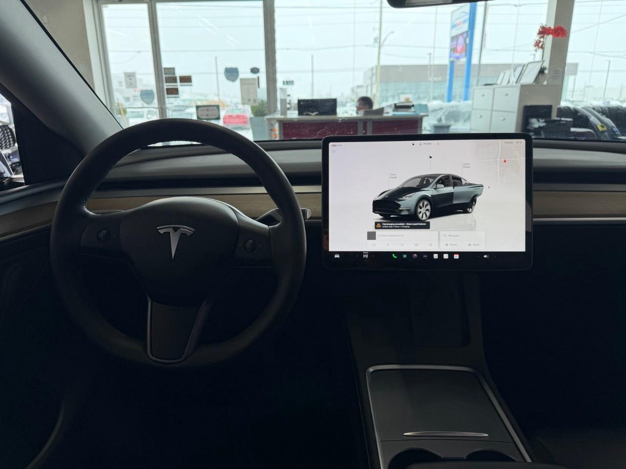 2024 Tesla Model Y PERFORMANCE Photo