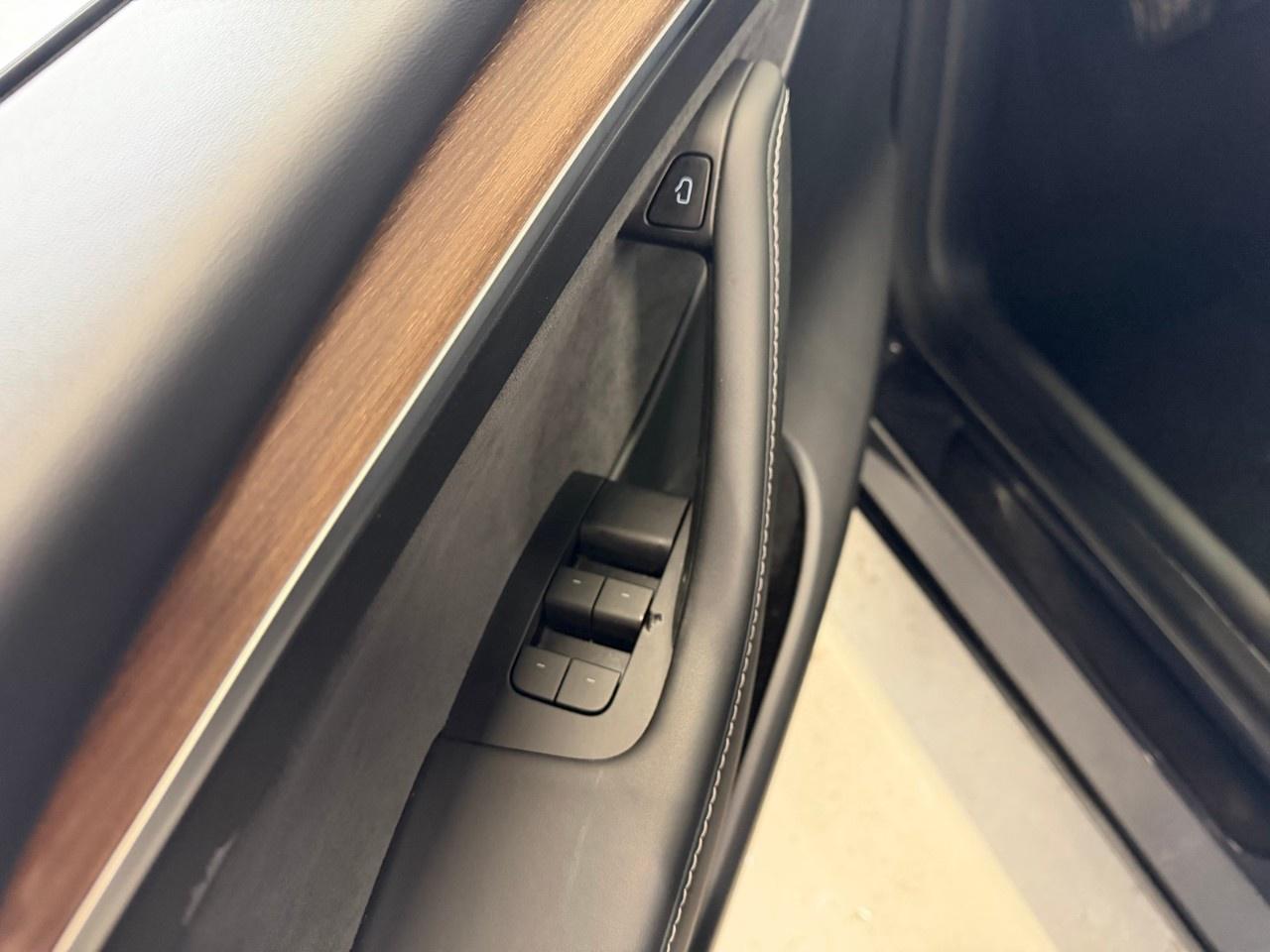 2024 Tesla Model Y  Photo