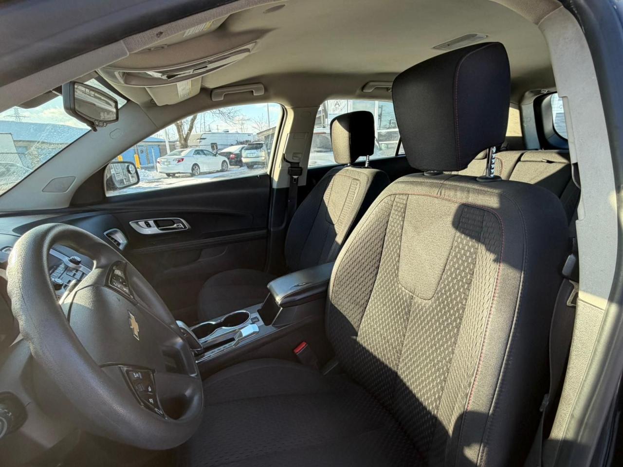 2015 Chevrolet Equinox LS Photo