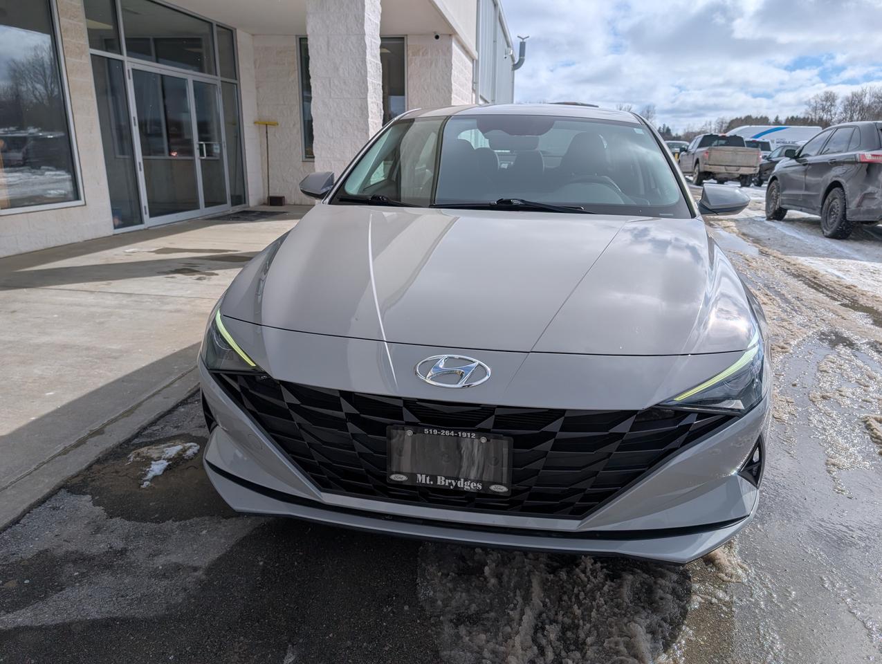 2022 Hyundai Elantra Preferred Photo