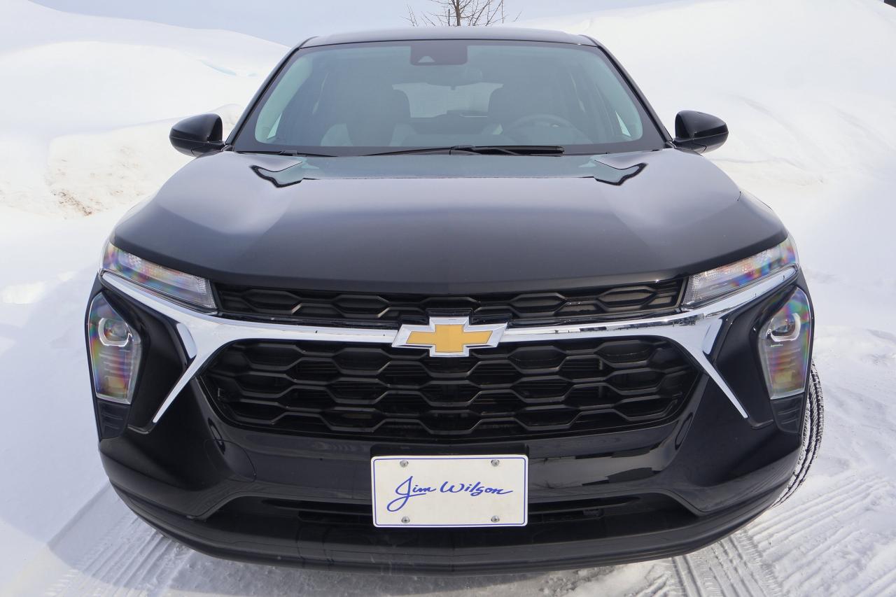 2024 Chevrolet Trax LS | | Bluetooth | Photo