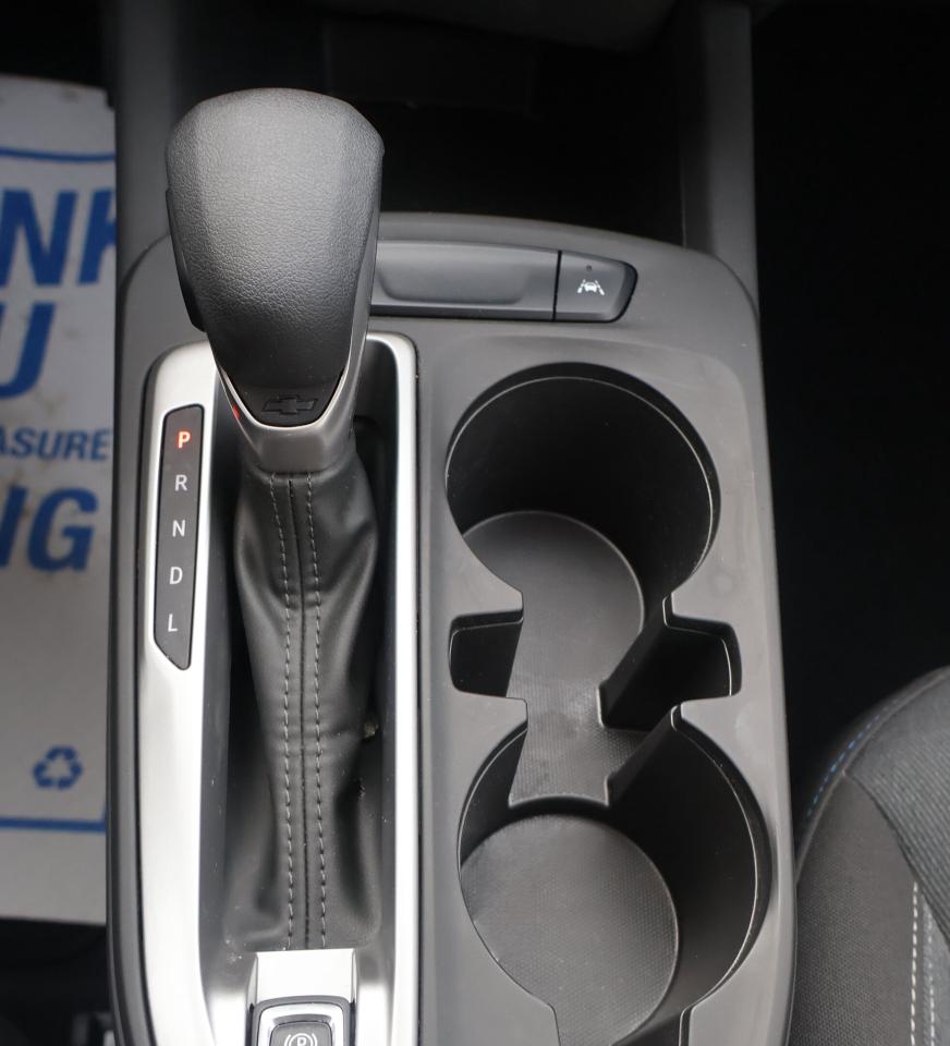 2024 Chevrolet Trax LS | | Bluetooth | Photo