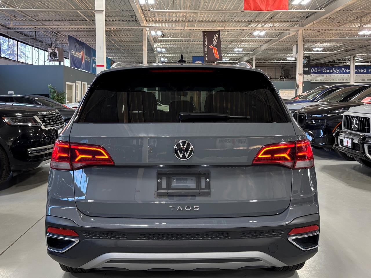 2024 Volkswagen Taos Comfortline|ALLOYS|LEATHER|SUEDE|CARPLAY|HEATSEATS Photo4