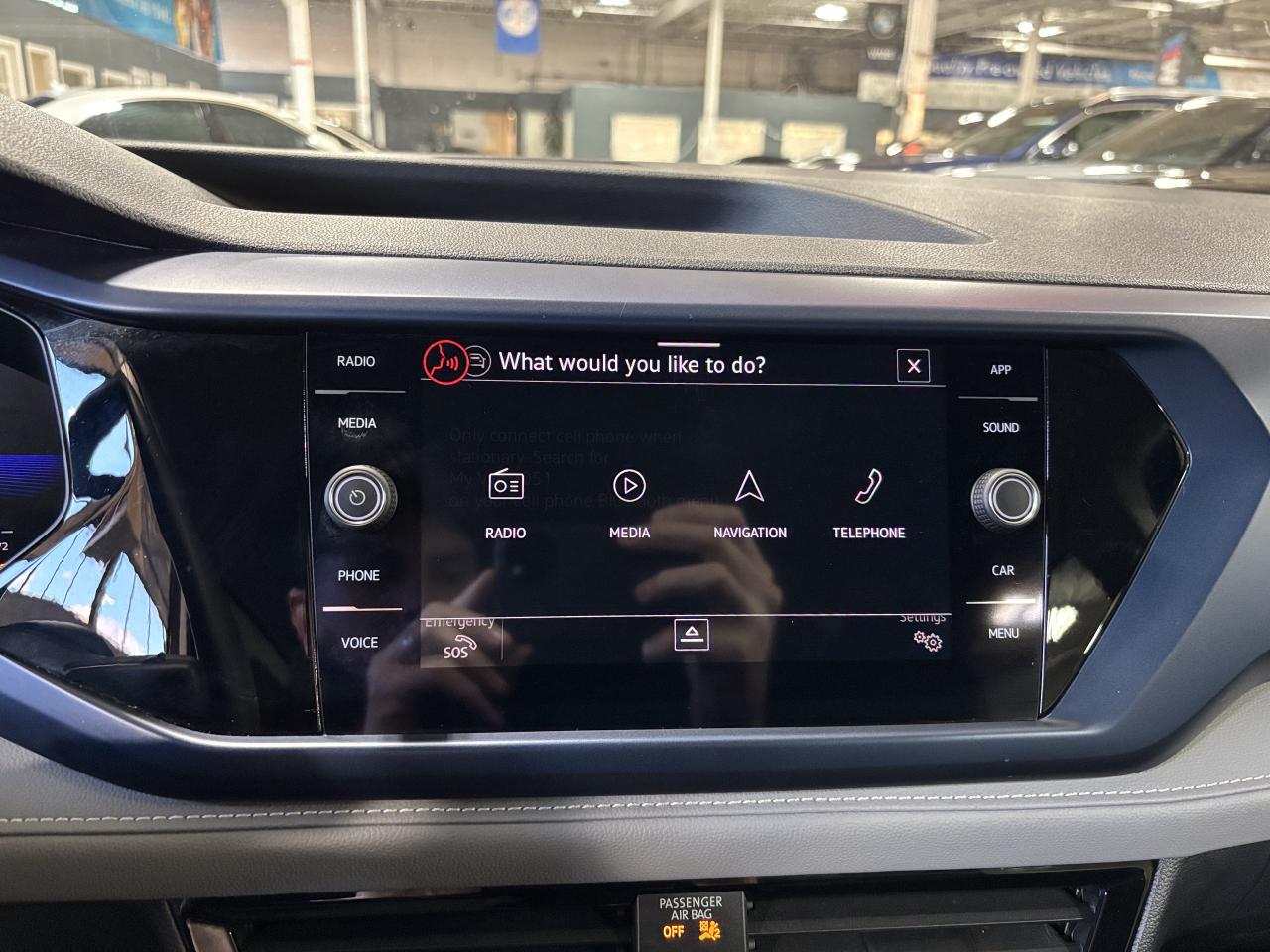 2024 Volkswagen Taos Comfortline|ALLOYS|LEATHER|SUEDE|CARPLAY|HEATSEATS Photo