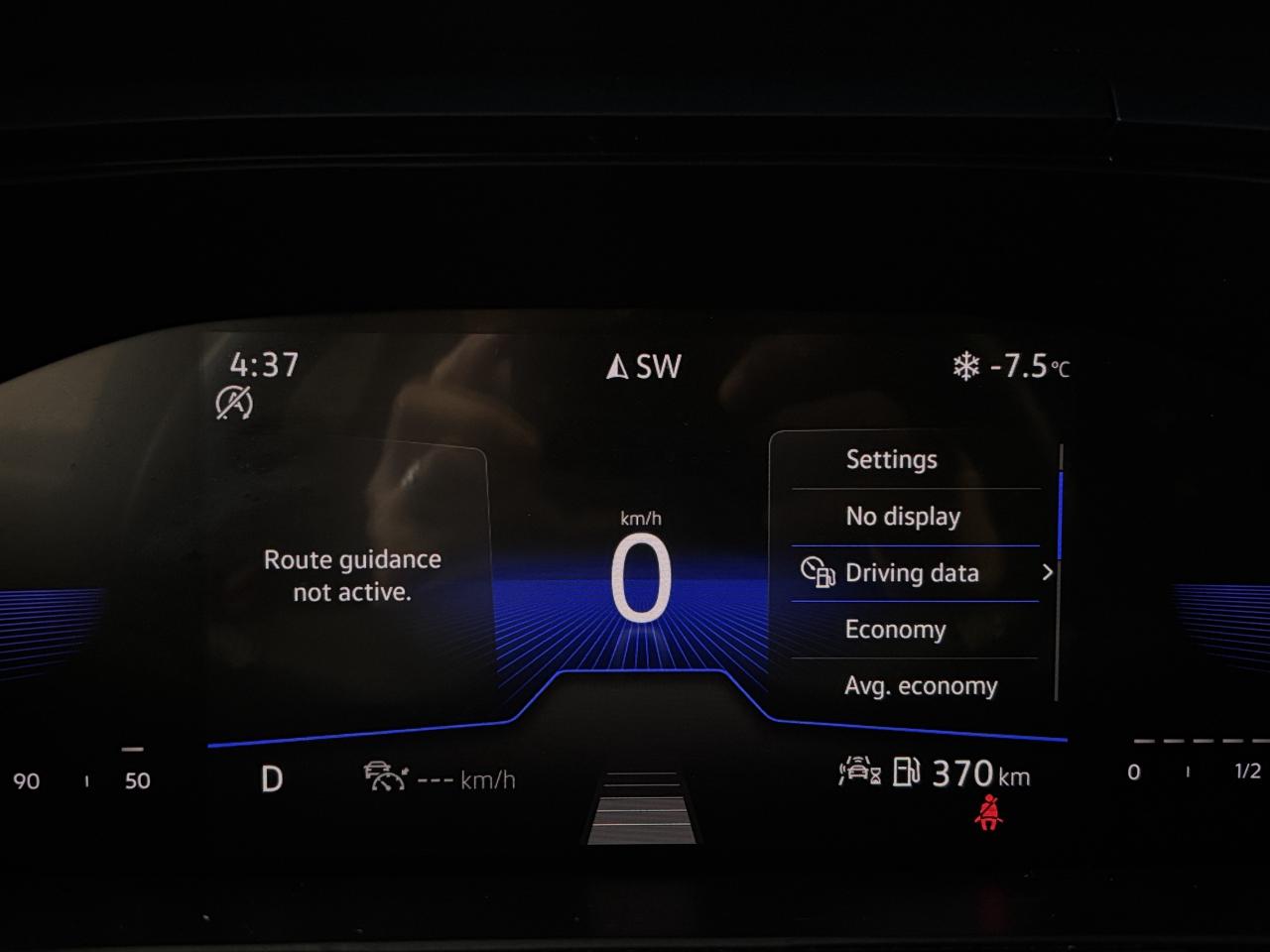 2024 Volkswagen Taos Comfortline|ALLOYS|LEATHER|SUEDE|CARPLAY|HEATSEATS Photo