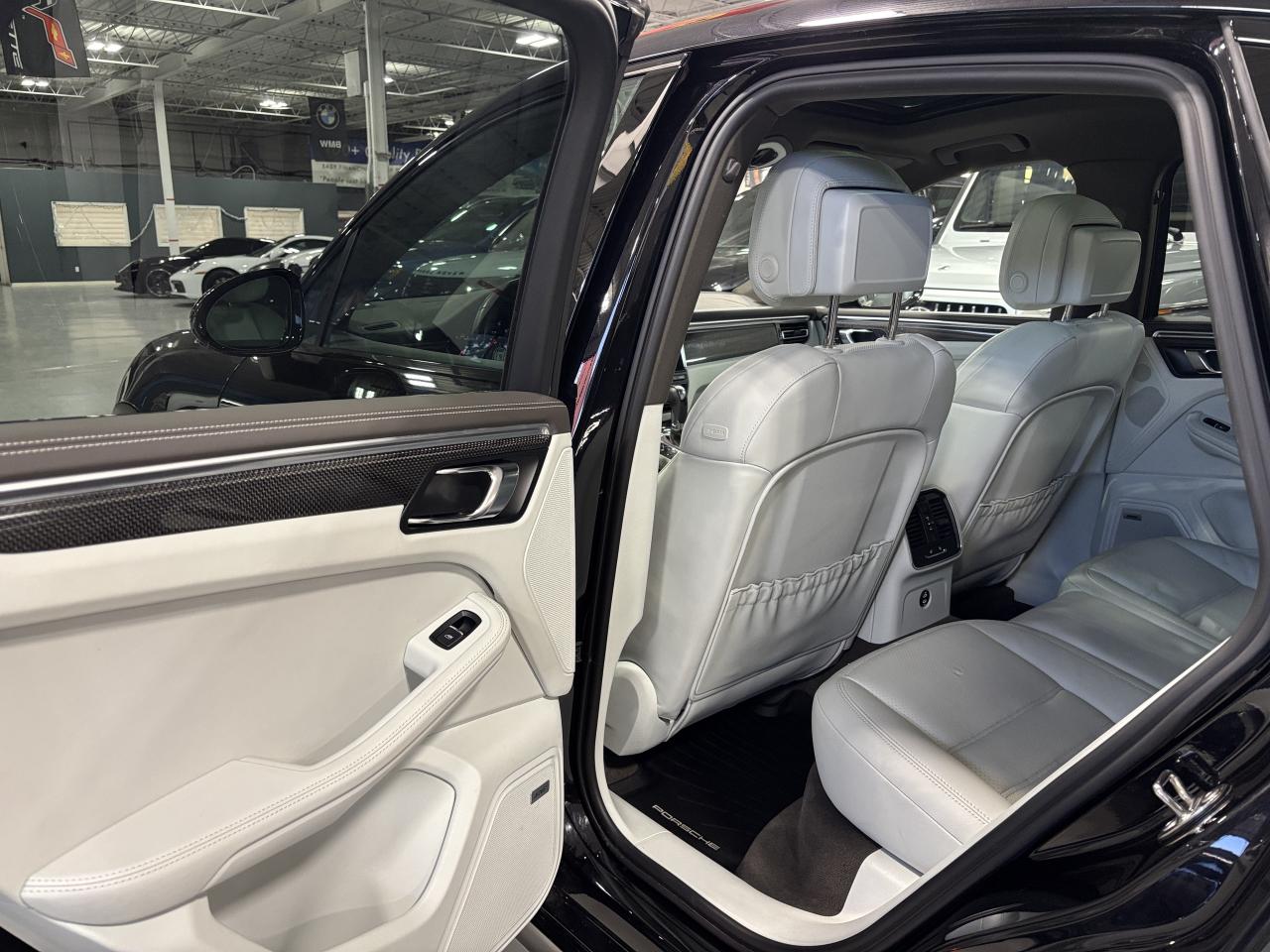 2021 Porsche Macan GTS AWD|NAV|BOSE|CARBON|CREAMLEATHER|360CAM|PANO|+ Photo