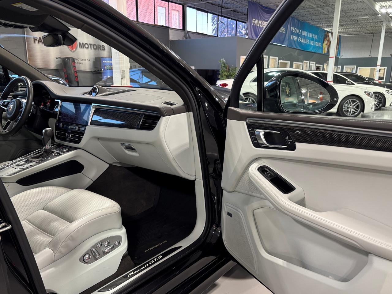 2021 Porsche Macan GTS AWD|NAV|BOSE|CARBON|CREAMLEATHER|360CAM|PANO|+ Photo