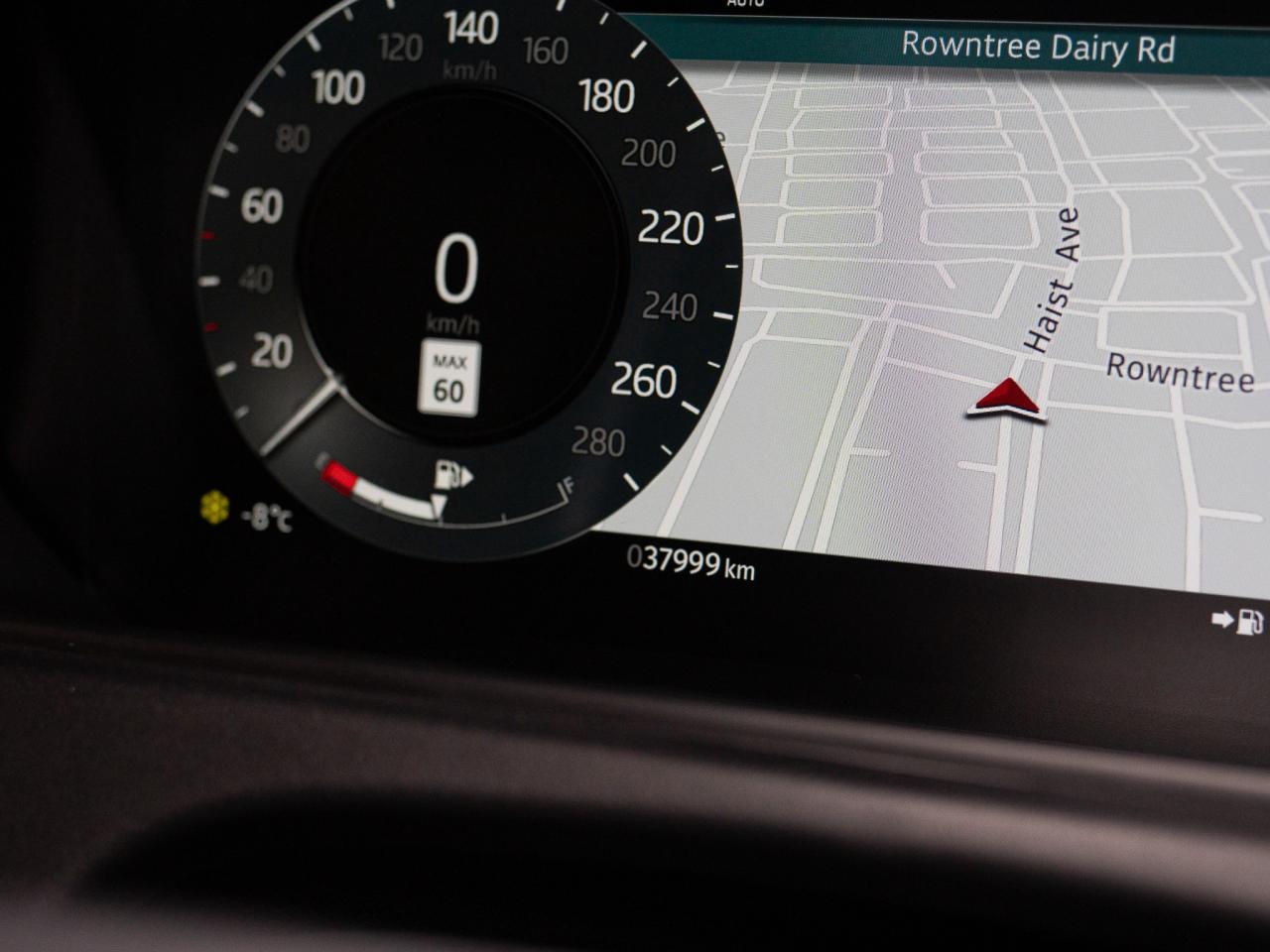 2024 Land Rover Range Rover Velar P250 | DYNAMIC | SE | MERIDIAN | PANO | 20 IN Photo