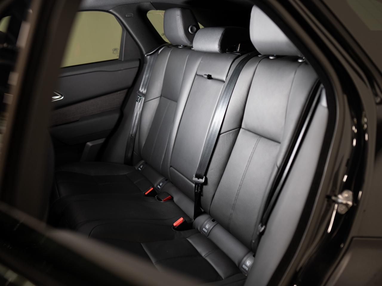 2024 Land Rover Range Rover Velar P250 | DYNAMIC | SE | MERIDIAN | PANO | 20 IN Photo