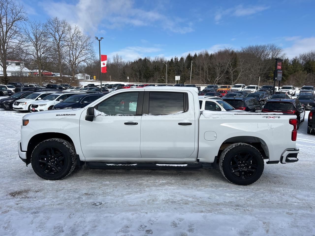 2022 Chevrolet Silverado 1500 LTD CLEAN CARFAX, REMOTE START, BACK UP CAMERA! - Photo #3