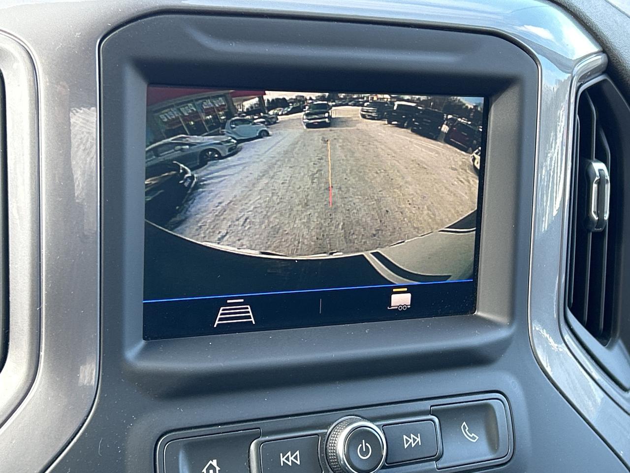 2022 Chevrolet Silverado 1500 LTD CLEAN CARFAX, REMOTE START, BACK UP CAMERA! - Photo #18