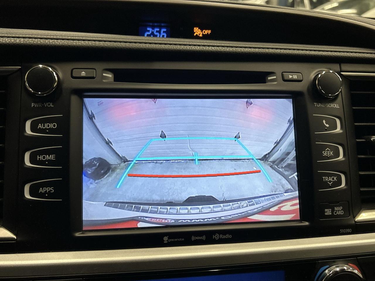 2019 Toyota Highlander XLE AWD | 8-PASS | HTD LEATHER | SUNROOF | ALLOYS Photo