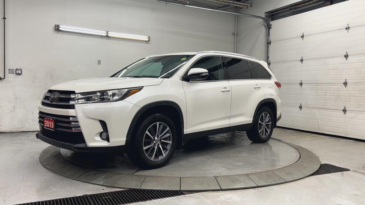 2019 Toyota Highlander XLE AWD | 8-PASS | HTD LEATHER | SUNROOF | ALLOYS Photo
