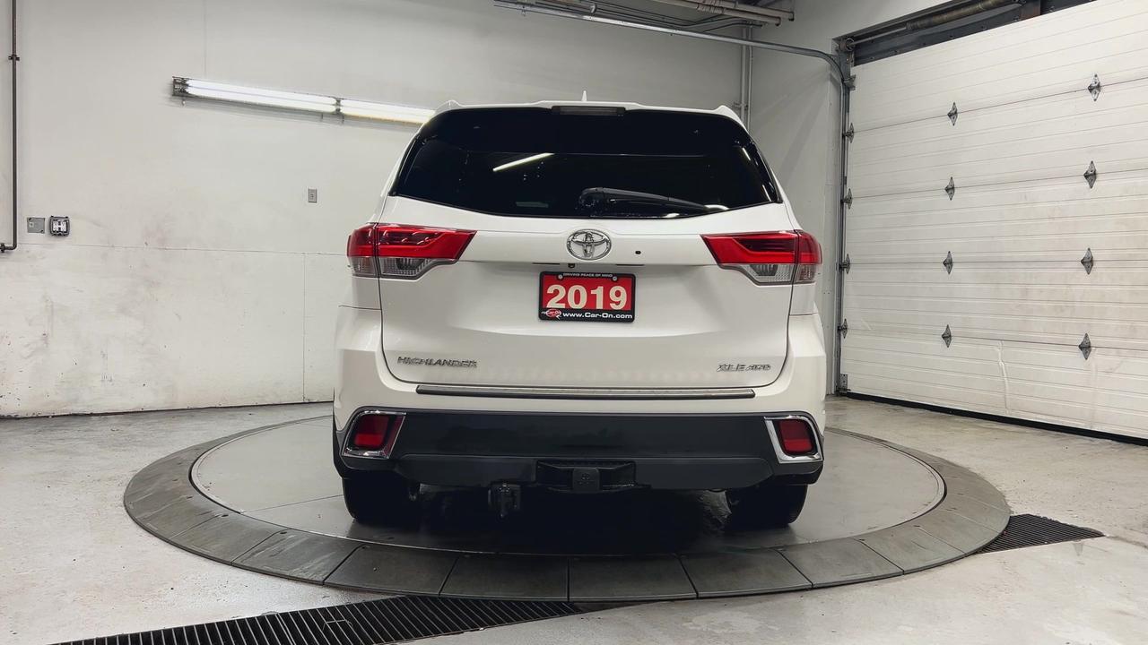2019 Toyota Highlander XLE AWD | 8-PASS | HTD LEATHER | SUNROOF | ALLOYS Photo