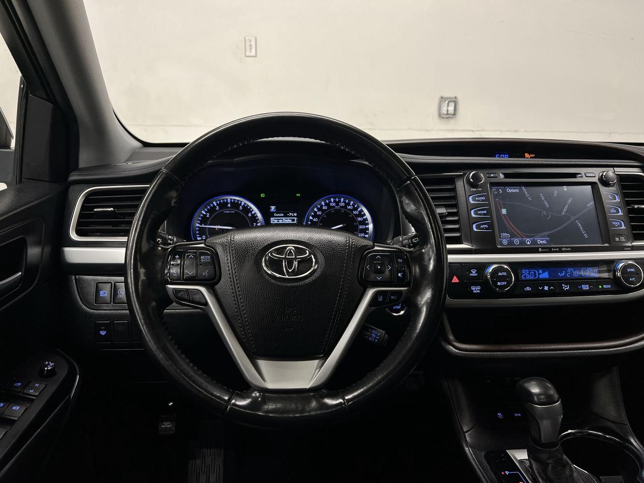 2019 Toyota Highlander XLE AWD | 8-PASS | HTD LEATHER | SUNROOF | ALLOYS Photo