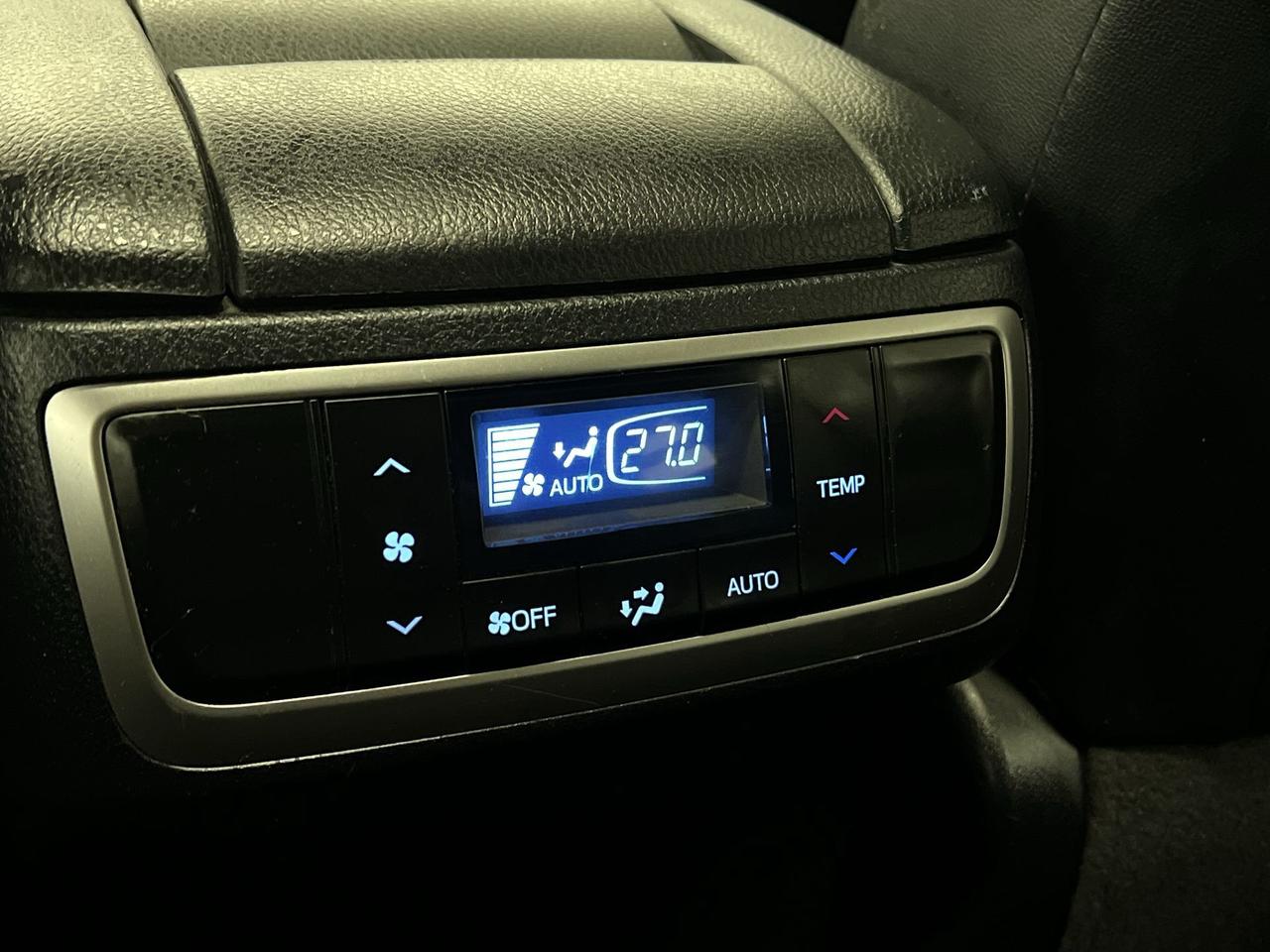 2019 Toyota Highlander XLE AWD | 8-PASS | HTD LEATHER | SUNROOF | ALLOYS Photo