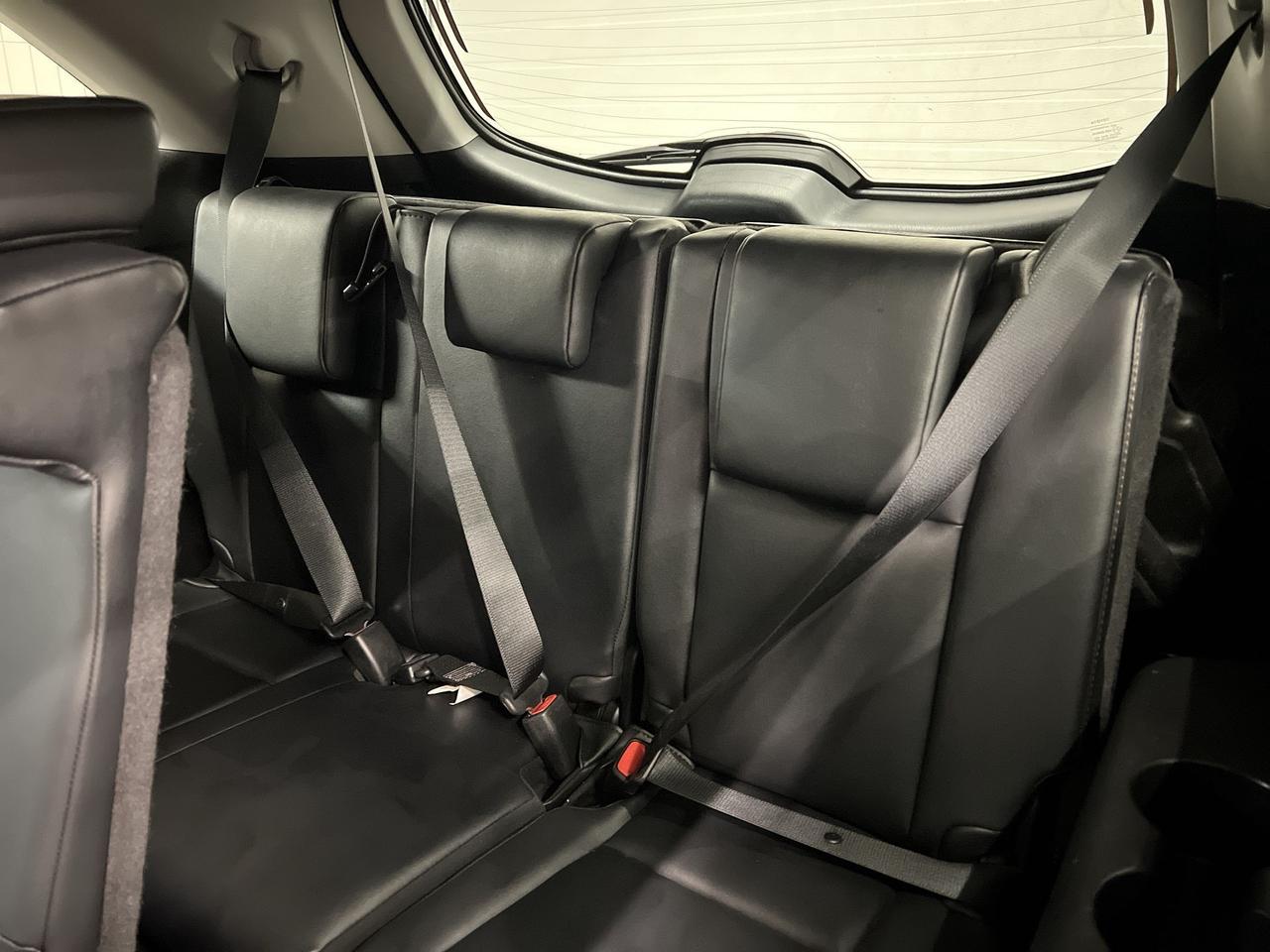 2019 Toyota Highlander XLE AWD | 8-PASS | HTD LEATHER | SUNROOF | ALLOYS Photo