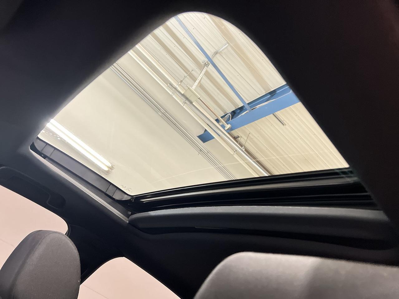 2026 Honda Civic SPORT | SUNROOF |HTD SEATS |CARPLAY | REMOTE START Photo