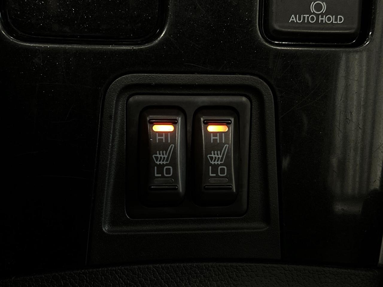 2020 Mitsubishi Outlander AWD | 7-PASS | HTD SEATS | CARPLAY | BLUETOOTH Photo